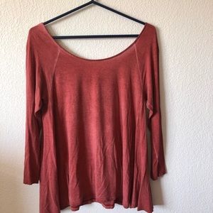 Flowy Soft & Sexy Top!